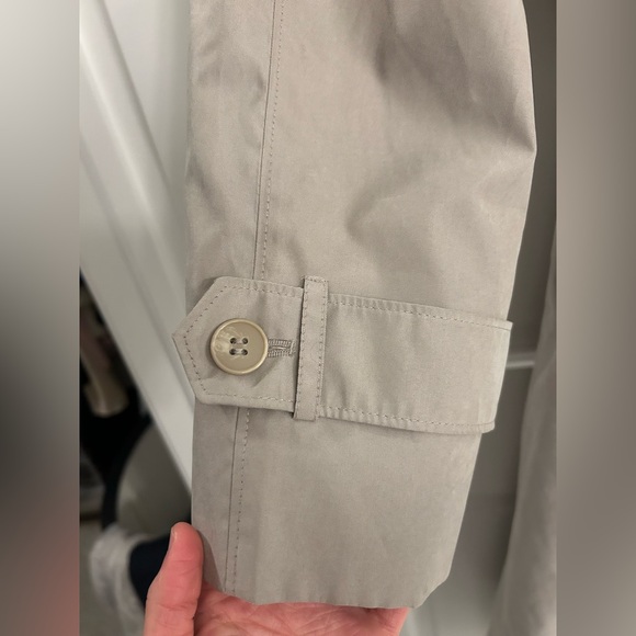 LONDON FOG - Women’s Long Trench Coat with removal inner liner -Tan - Picture 2 of 16